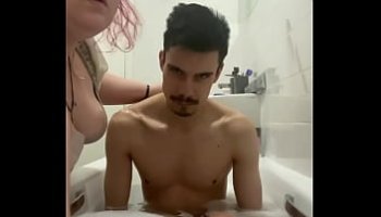 hijos violan a sus madres mientras duemen