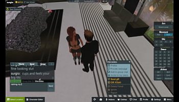 mujeres teniendo sexo con munecos