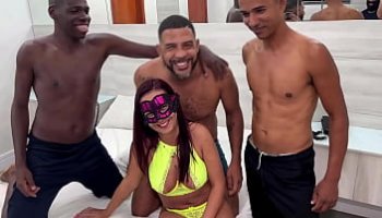 hermosa chava coje con su maestro