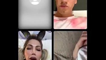 novinho dando cuzinho