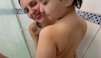 estudiante desnudo