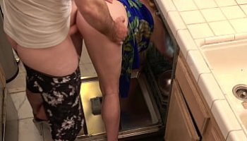 girl flashes video