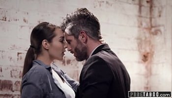 sexo a lo bestia adolescentes llorando x primera vez