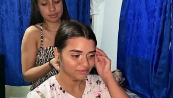 madurita tocandose