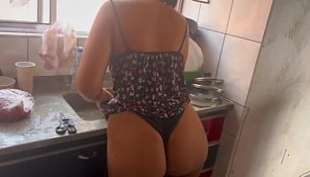 hairy pussy licking video