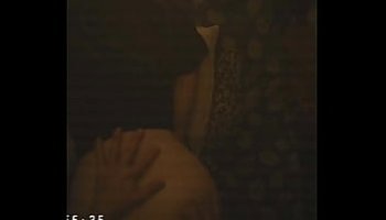 haciendole el amor una mujer virgen