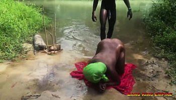 follar con chorro de agua