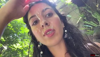 dormida le penetran