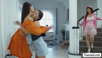 mujeres con tetas gigantes y culo gigantes