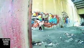 Pene en la cola