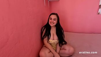 leche chatte poilue