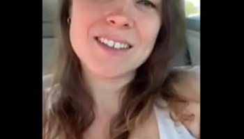 mujer haciendo sexo con su perro