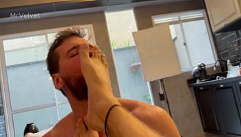 Videos xxx cuando la madre se cambia en el mismos cuarto