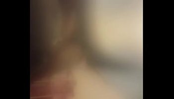 Trio de 2 hombres y una mujer