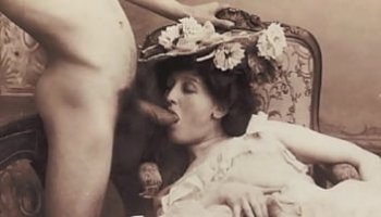 mujeres y onvebres asiendo CExo