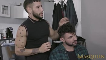 Conparte la misma cama