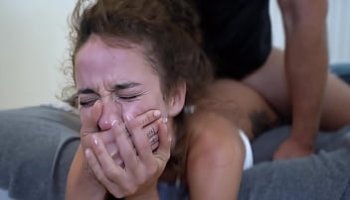 hija se masturba viene